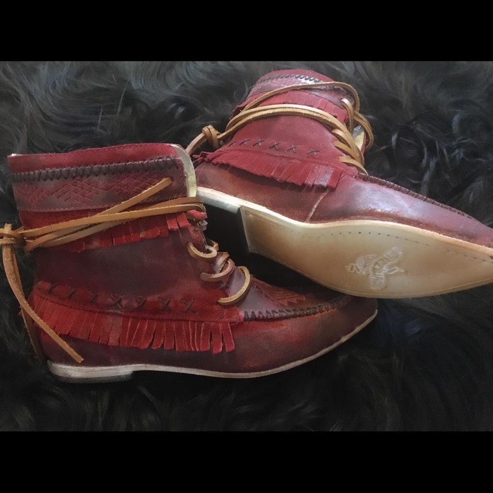 Freebird by Steven Tribe Booties NWOT